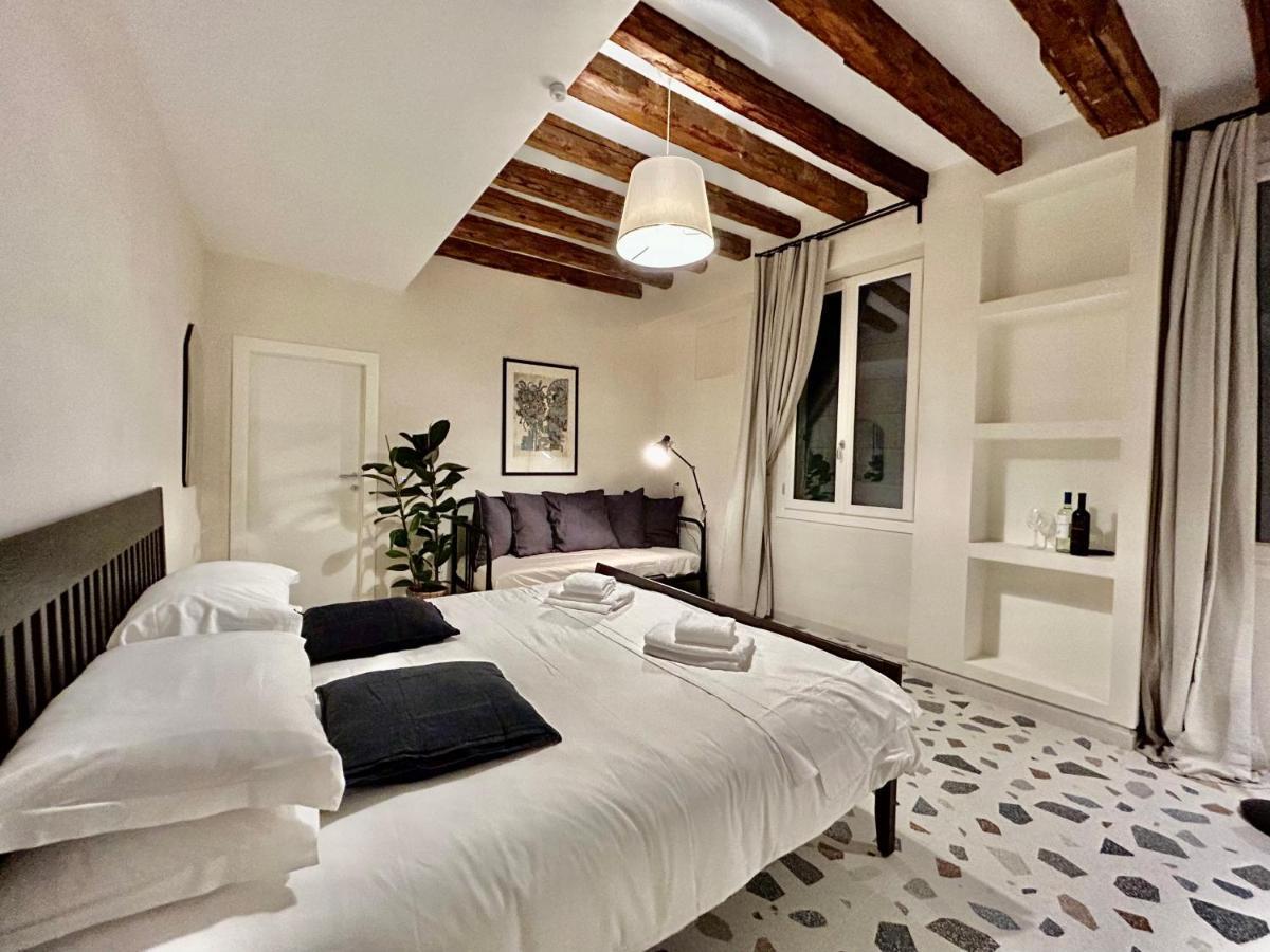 Farini Suites Wi-Fi Venedig Exterior foto